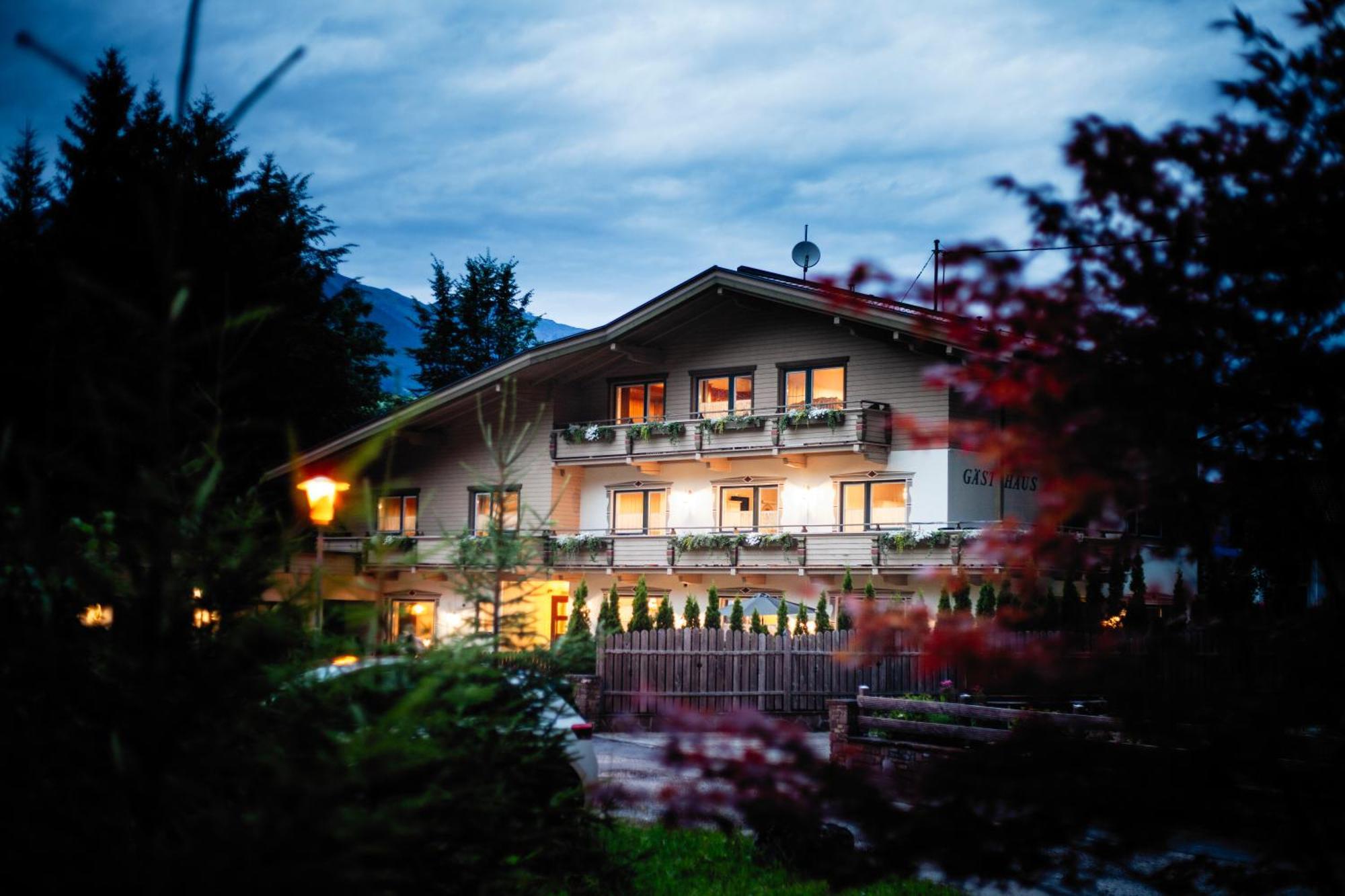 Pinetree Lodge Mayrhofen Dış mekan fotoğraf