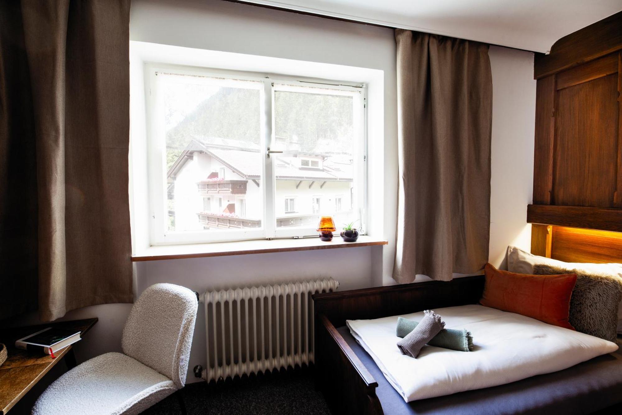 Pinetree Lodge Mayrhofen Oda fotoğraf